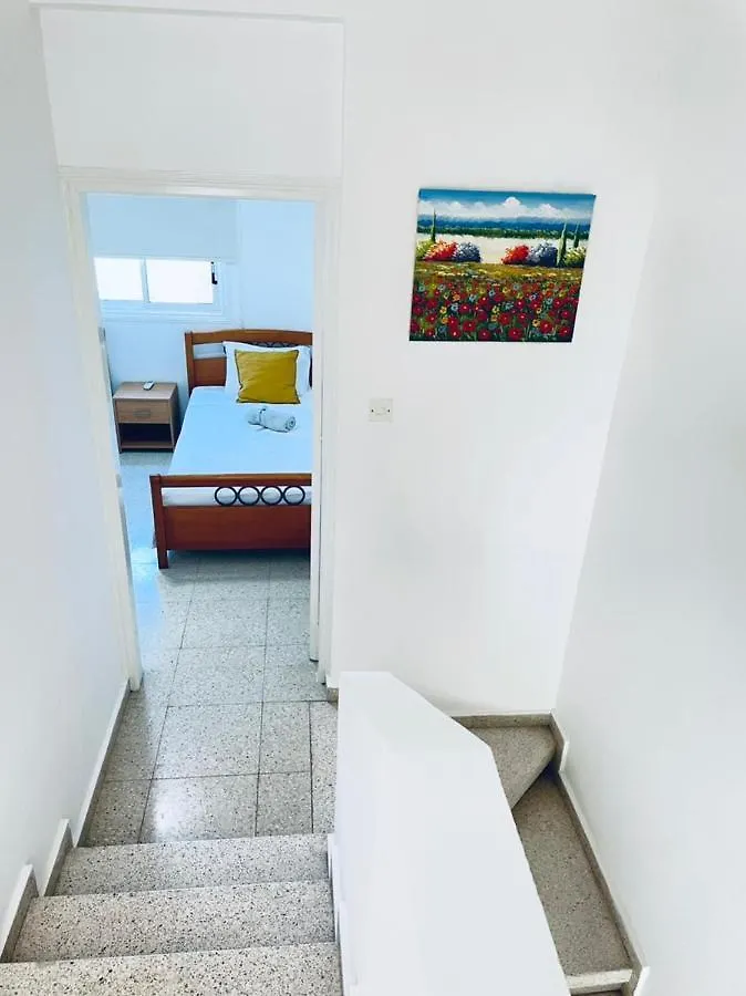 펜션 Mersey Faros Complex 페르볼리아 키프로스